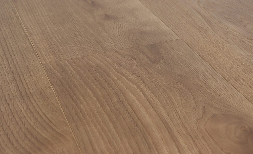 Oak Rovere Veronese, Lightly Brushed and Varnished, 9.5 inches wide Wide Plank Floors from Tavolato Veneto